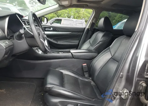 2017 Nissan Maxima 3.5S z USA, uszkodzony, nr VIN 1N4AA6AP3HC388972